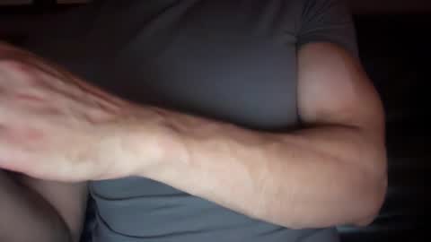 Snapshot of musclehair3 chatting on October 2025 08:31:01 PM musclehair3 online show from October 2025 08:31:01 PM