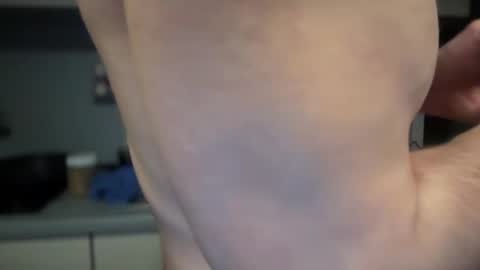 Snapshot of musclehair3 chatting on February 2026 10:04:02 PM musclehair3 online show from February 2026 10:04:02 PM