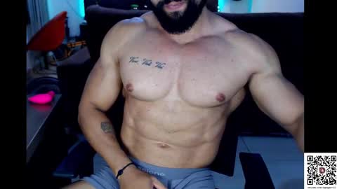 Snapshot of muscleweed420 chatting on March 2025 10:41:02 PM Ragnar online show from March 2025 10:41:02 PM