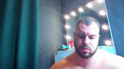 click icon for peach  online show from February 2025 06:56:02 PM