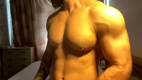 muscularjuggler online show from May 2026 03:36:02 AM