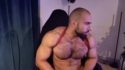 Musculus online show from October 2025 02:37:02 AM