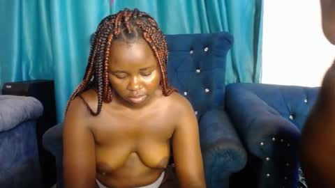 Snapshot of muse_melanin chatting on February 2026 08:05:01 PM Milly online show from February 2026 08:05:01 PM