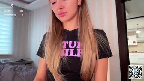 Snapshot of museleks chatting on December 2024 09:45:02 AM Aleksa online show from December 2024 09:45:02 AM