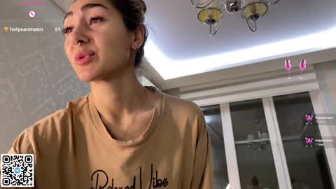 Snapshot of museleks chatting on January 2025 01:35:01 AM Aleksa online show from January 2025 01:35:01 AM