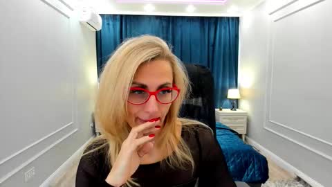 Diana online show from February 2025 11:47:02 AM