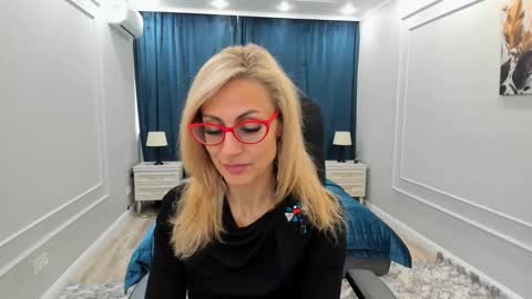 Diana online show from March 2025 11:31:01 AM