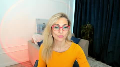 Snapshot of museofstage chatting on April 2026 11:41:01 AM Diana online show from April 2026 11:41:01 AM