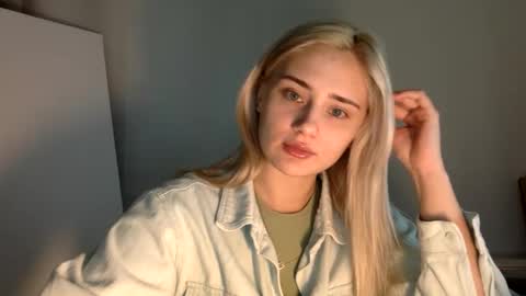 musescorner online show from December 2025 04:36:01 PM