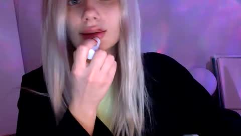 musescorner online show from May 2026 04:45:02 PM