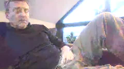 Snapshot of muskauer chatting on January 2025 03:01:02 PM nobuddy online show from January 2025 03:01:02 PM