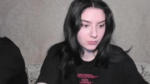 Snapshot of muuur_love chatting on April 2026 04:51:02 PM cute couple online show from April 2026 04:51:02 PM