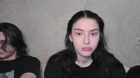cute couple online show from April 2026 06:09:02 PM