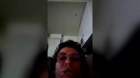 mweed95 online show from June 2026 07:44:01 AM