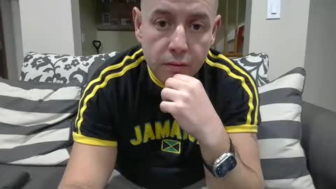 Snapshot of mworlton9 chatting on February 2025 03:58:02 AM Maximus online show from February 2025 03:58:02 AM