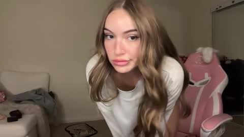 Snapshot of mxrissaof3 chatting on November 2025 08:13:01 AM mxrissaof3 online show from November 2025 08:13:01 AM