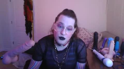 Mx Charlotte online show from November 2025 05:18:02 AM