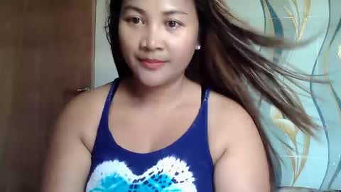 mia online show from April 2026 05:51:02 AM