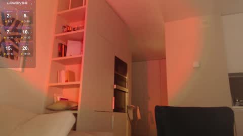 Hannah  welcome  online show from February 2025 06:21:01 PM