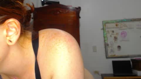     sara      i know you love me xoxox     online show from March 2026 12:39:01 AM