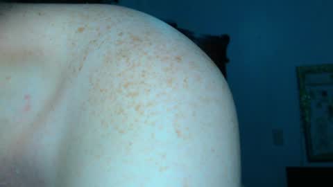     sara      i know you love me xoxox     online show from April 2026 09:27:01 PM