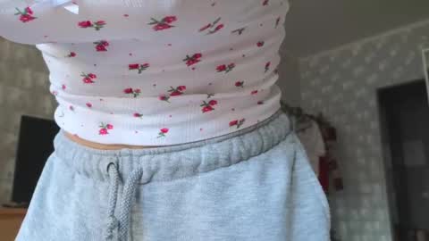 Snapshot of my_mia_ chatting on February 2025 12:37:02 PM MIA I will be here Monday Wednesday Thursday Saturday online show from February 2025 12:37:02 PM