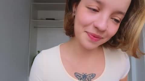 Snapshot of my_mia_ chatting on September 2025 09:25:02 AM MIA I will be here Monday Wednesday Thursday Saturday online show from September 2025 09:25:02 AM