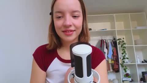 Snapshot of my_mia_ chatting on November 2025 08:57:01 AM MIA I will be here Monday Wednesday Thursday Saturday online show from November 2025 08:57:01 AM