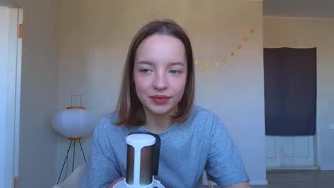 Snapshot of my_mia_ chatting on November 2025 08:14:02 AM MIA I will be here Monday Wednesday Thursday Saturday online show from November 2025 08:14:02 AM