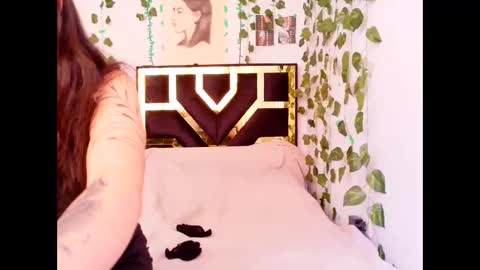 miagosling  NTMU  Dont forget follow me  online show from October 2025 07:14:01 PM