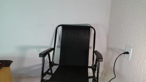 Snapshot of myamillor chatting on January 2026 07:11:01 PM myamillor online show from January 2026 07:11:01 PM