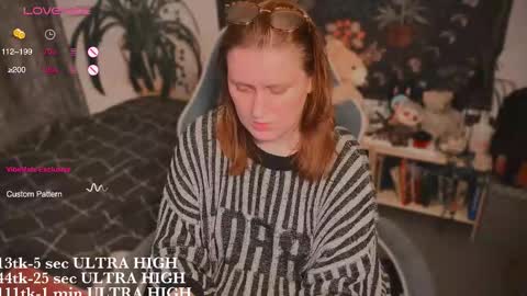 Snapshot of myanotherday chatting on October 2025 09:23:02 PM Kate online show from October 2025 09:23:02 PM