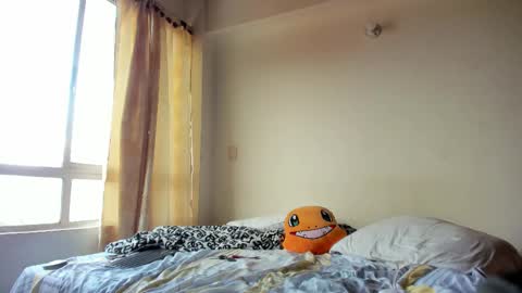 Snapshot of mybmx chatting on October 2025 03:04:01 PM JUAN TORRES CREATURE online show from October 2025 03:04:01 PM