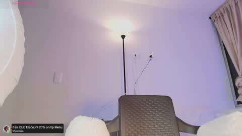 Snapshot of mycaliope chatting on February 2025 12:43:01 AM Caliope online show from February 2025 12:43:01 AM