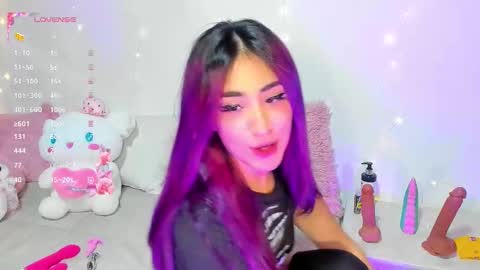    online show from October 2025 10:19:02 PM