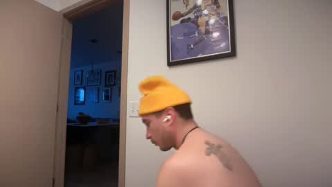 Snapshot of myguy19 chatting on January 2026 09:29:01 PM DaDDY D online show from January 2026 09:29:01 PM