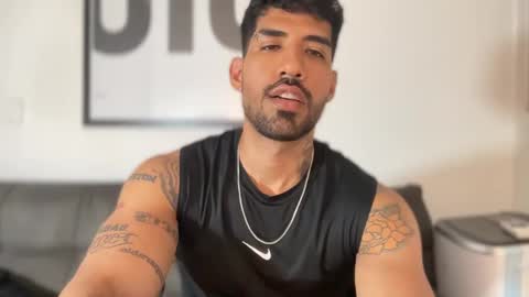 Snapshot of myke_esthetic chatting on January 2025 06:24:02 AM Myke esthetic online show from January 2025 06:24:02 AM