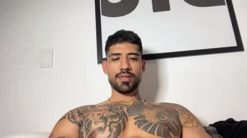 Snapshot of myke_esthetic chatting on September 2025 12:21:02 AM Myke esthetic online show from September 2025 12:21:02 AM