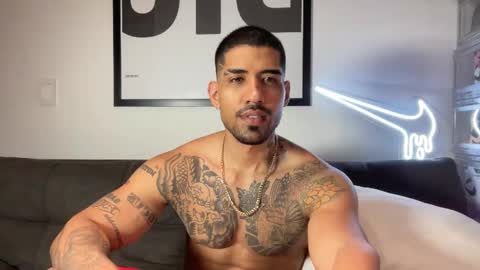 Snapshot of myke_esthetic chatting on September 2025 05:12:01 AM Myke esthetic online show from September 2025 05:12:01 AM