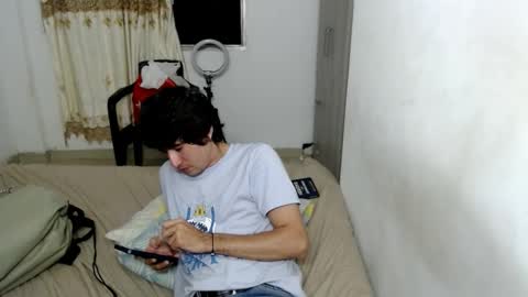 mike online show from November 2025 01:40:01 AM