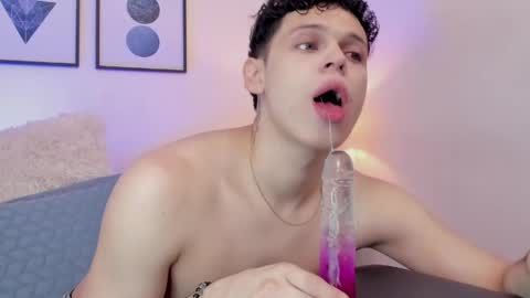 Mykel   online show from May 2026 01:33:01 AM