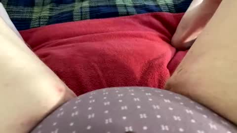 Snapshot of mykittyneedsu chatting on April 2026 12:10:01 PM Kitty online show from April 2026 12:10:01 PM