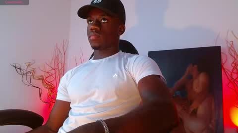 Snapshot of mylowallacee chatting on February 2025 09:58:01 PM Mylo Wallace online show from February 2025 09:58:01 PM