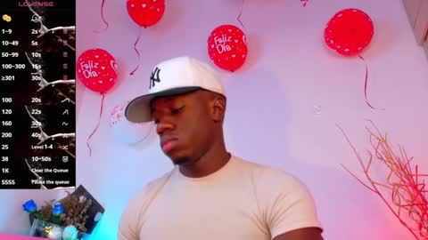 Snapshot of mylowallacee chatting on March 2025 12:44:01 AM Mylo Wallace online show from March 2025 12:44:01 AM