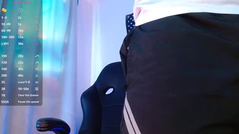 Snapshot of mylowallacee chatting on October 2025 07:14:01 PM Mylo Wallace online show from October 2025 07:14:01 PM