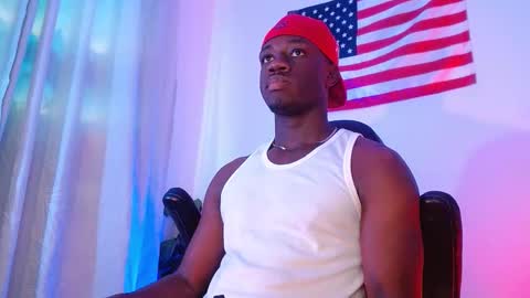 Snapshot of mylowallacee chatting on November 2025 07:25:02 PM Mylo Wallace online show from November 2025 07:25:02 PM