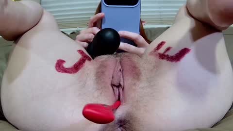 Snapshot of mymindbreaks2 chatting on December 2024 12:27:02 PM mymindbreaks online show from December 2024 12:27:02 PM