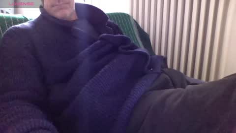 Bi sexy guy lovense hush is on private is open or password show tip if you like. online show from January 2025 10:41:01 AM