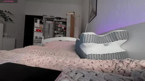 Phoenix online show from March 2026 08:19:01 AM