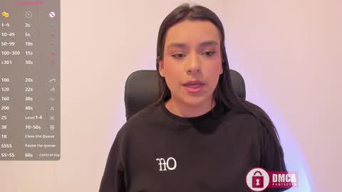 Bella online show from April 2026 08:51:01 PM